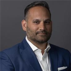 raza-chawdhary_f359c732abb041438621f7cd3a43b791-headshot